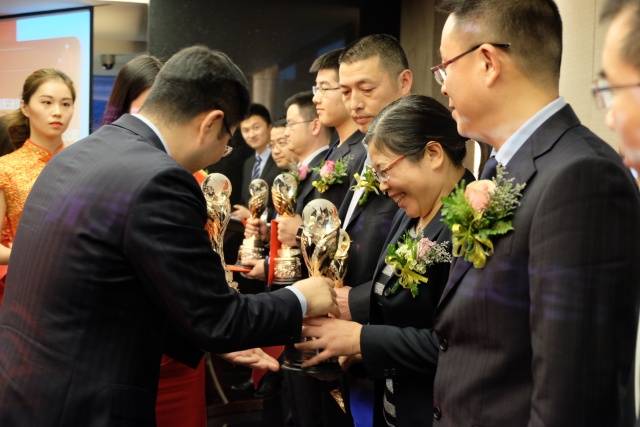 15199770081015466AC8.jpg 23.jpg