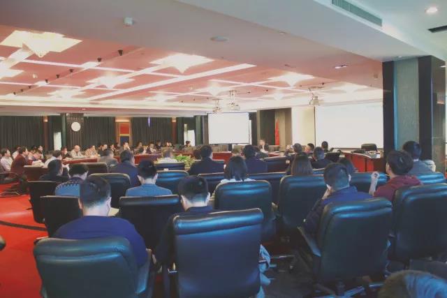 1525941517135304EE50.jpg 1.jpg